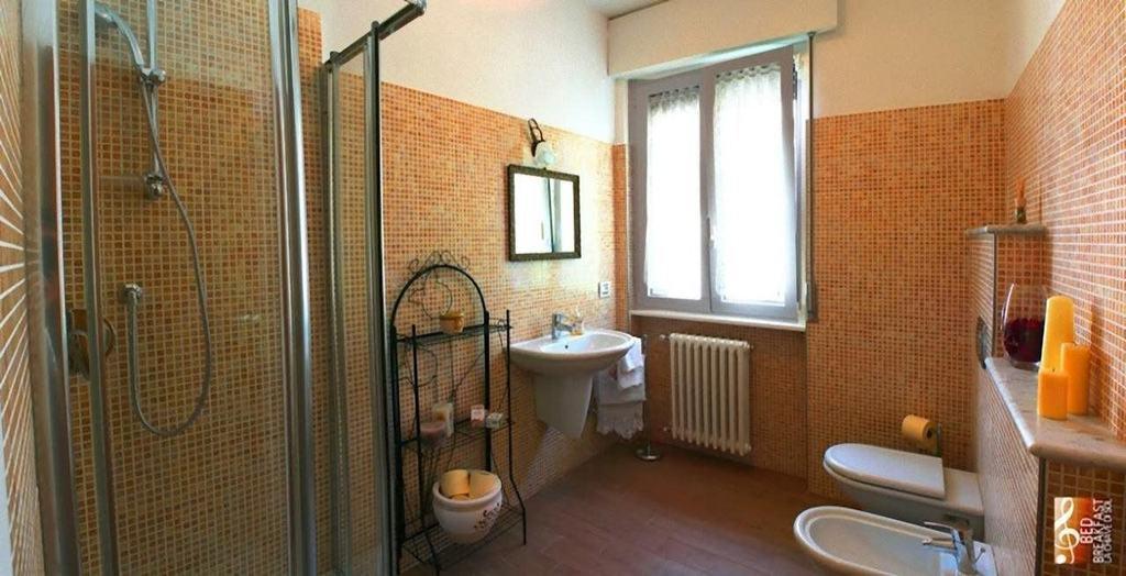 B&B La Chiave Di Sol Como Exterior photo